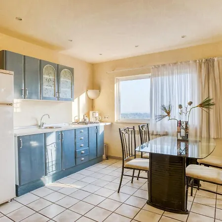 Lavish Holiday In With Swimming Pool * Lloret de Mar